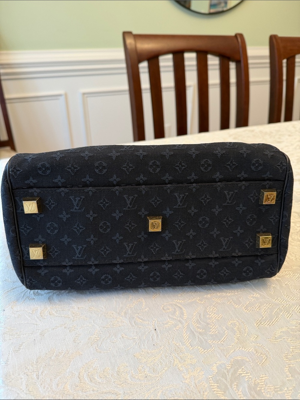 Louis Vuitton Josephine Mini Lin Sachel - Picture 5 of 15